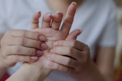 hands massage