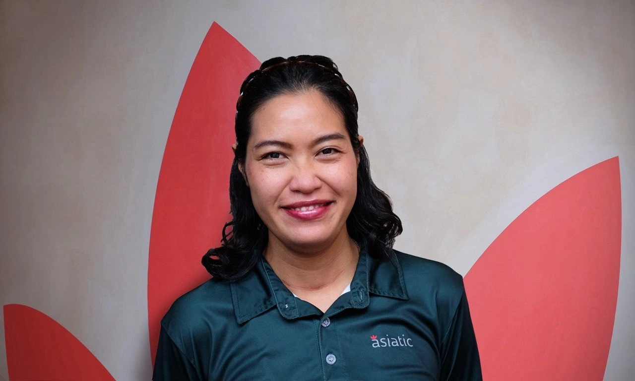 asiatic-thai-massage-therapist-london-nita