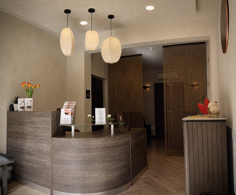 Reception desk at Asiatic Angel